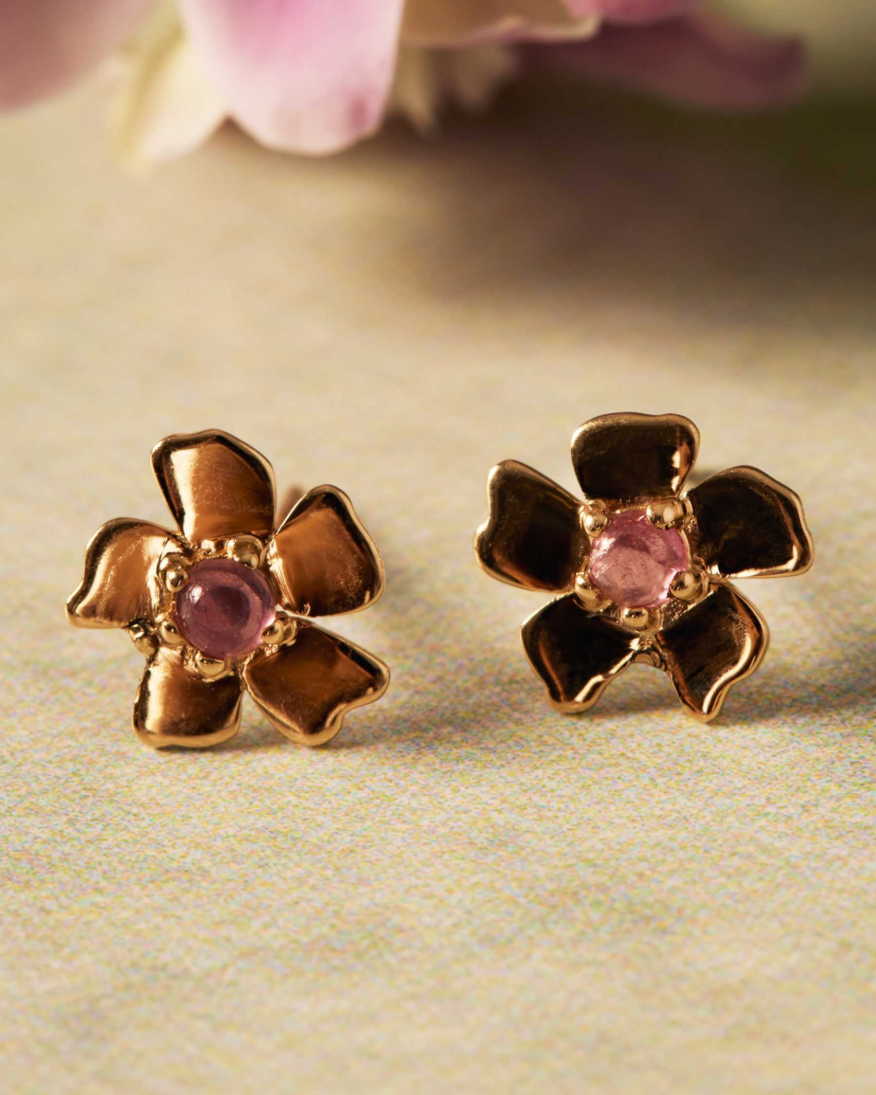 Pendientes 2 en 1  Flor Forever de Oro Macizo 18K - Image 4